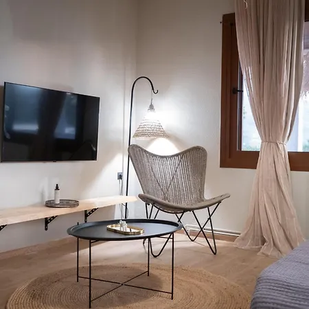 Seaview - Poros Relaxing Beachfront Flat Apartment *